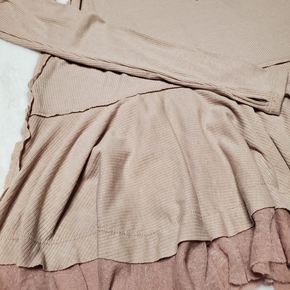 We the Free Tangerine Long Sleeve Tiered Flared Hem Tee Size XS - Picture 4 of 10